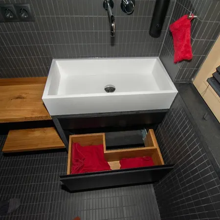 Kubus Hotel 3*